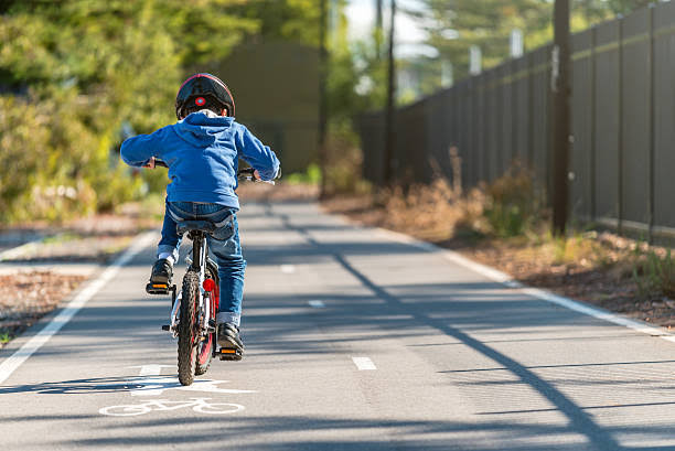 kid riding cycle